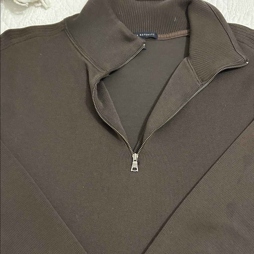 Banana Republic Men's Dark Brown Zip-Up Sweater